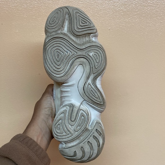 Yeezy 500 Blush - Picture 15 of 17